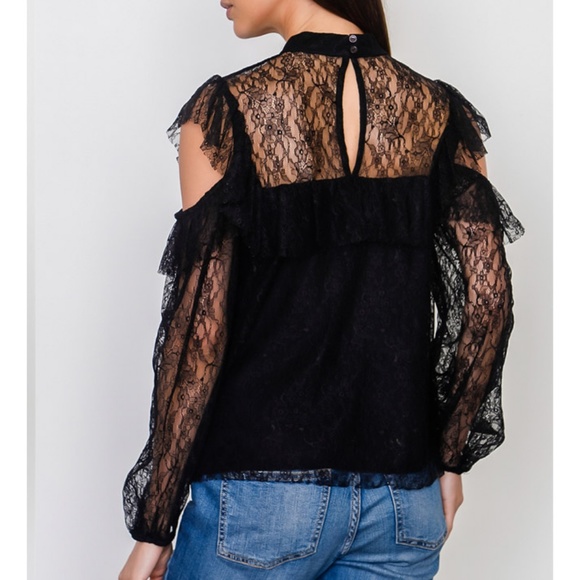 ✨Restock✨ Lace Ruffle Cold Shoulder Blouse Top - Picture 6 of 8